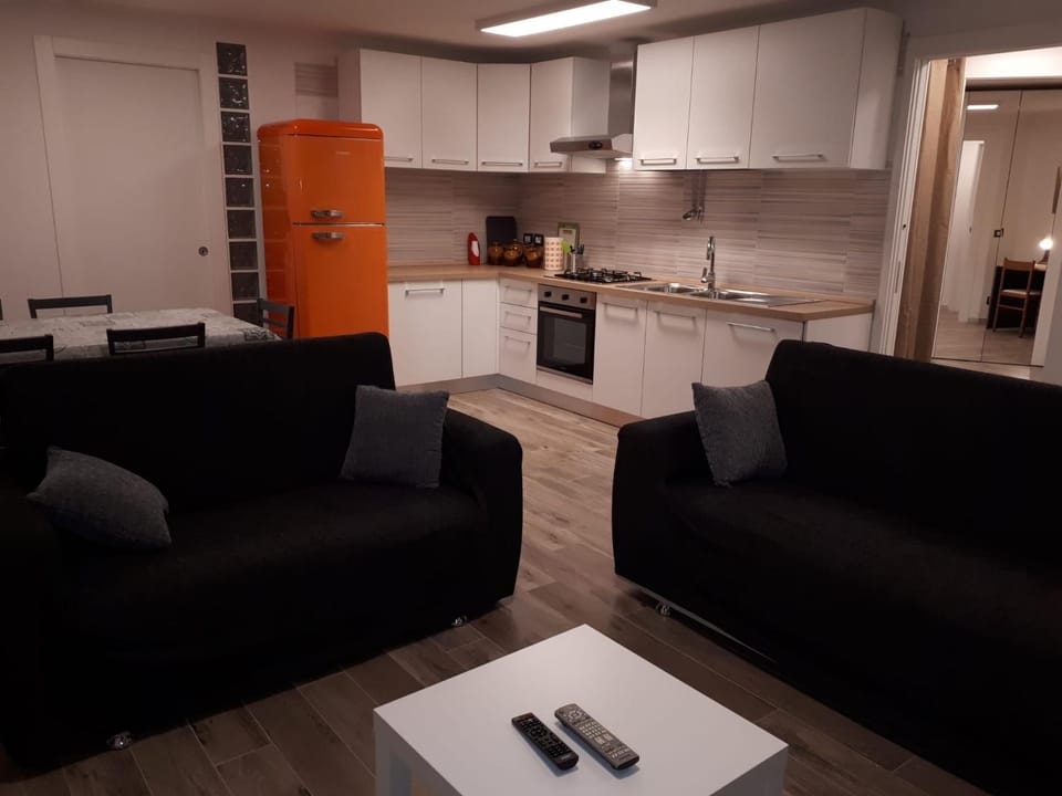 Kitchen or kitchenette, Living room, Dining area