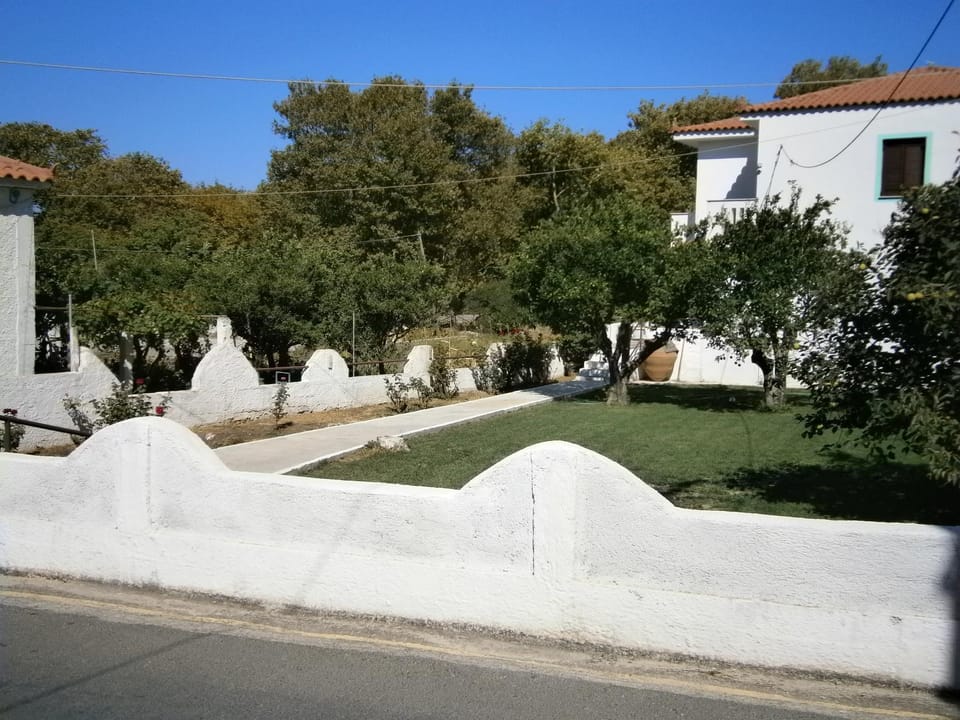 Property building, Garden