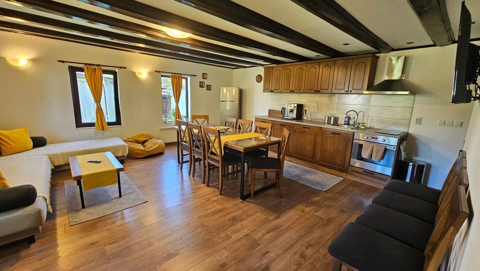 Kitchen or kitchenette, Living room, Dining area
