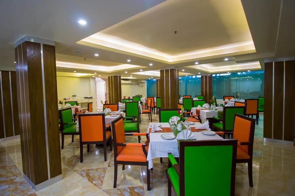 Restaurant/places to eat, Restaurant/places to eat