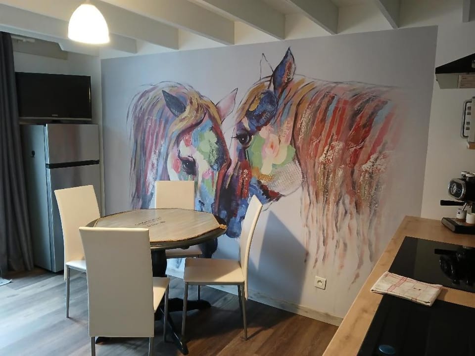 LE FER A CHEVAL Apartment in Bourgogne-Franche-Comté