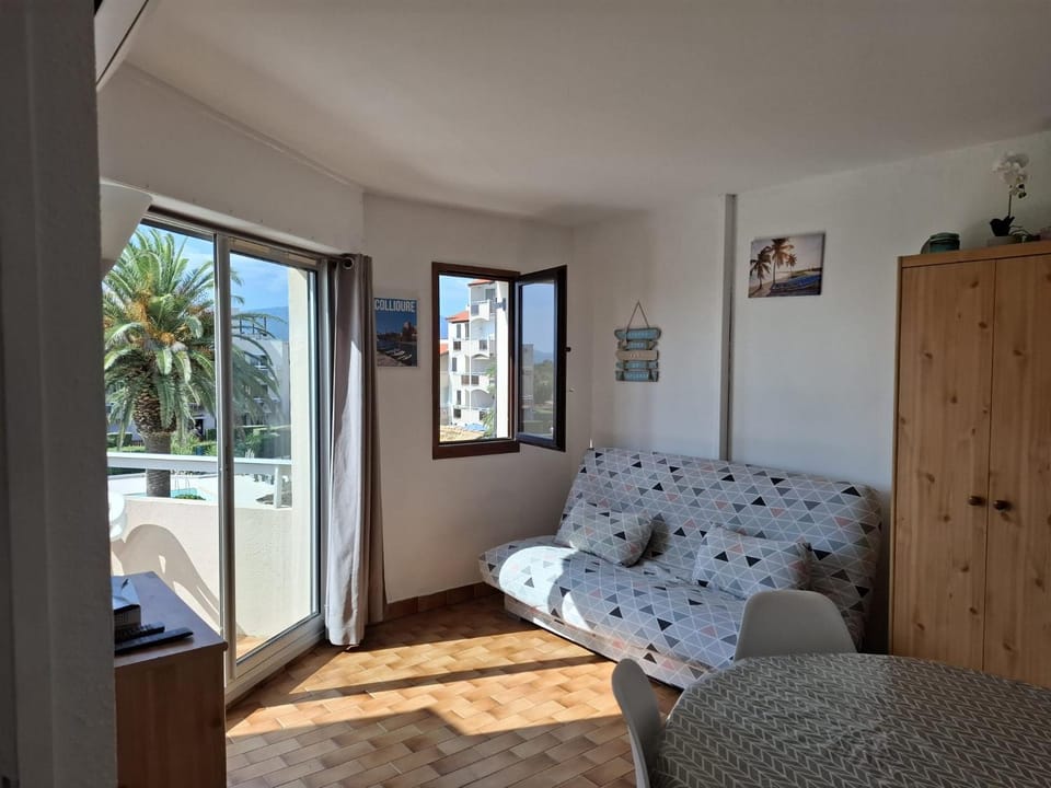 Saint Cyprien - Appart - Piscine-Mer Apartment in Saint-Cyprien