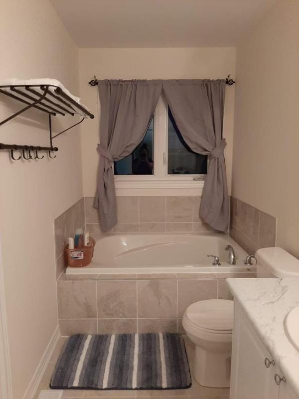 Close Property House in Bowmanville
