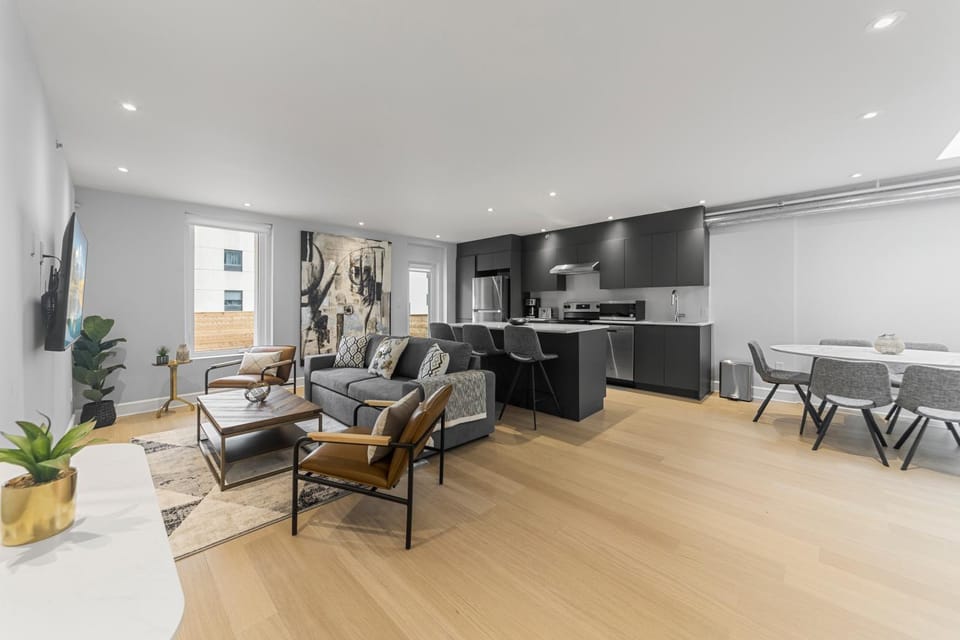 Suites De la Montagne Apartment in Montreal