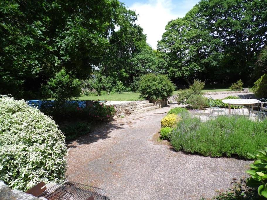 Spacious Longere,heated swimming pool, idyllic setting, Southern Brittany, FR House in Brittany