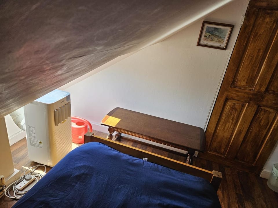 East of Ipswich Bed and Breakfast - Private & Dorm Rooms Suffolk Bed and Breakfast in Ipswich