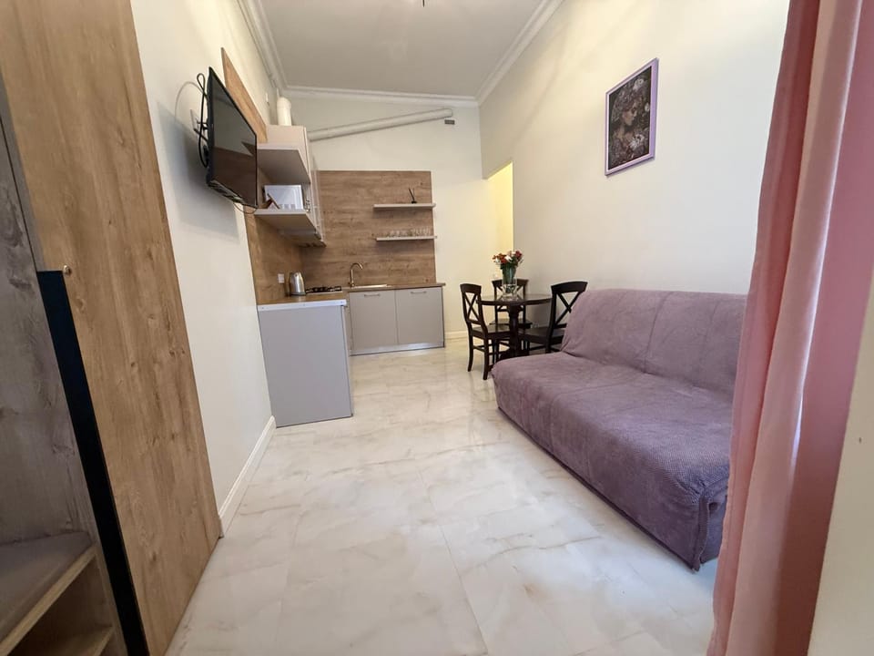 RABBIT HOUSE IN THE CENTER Apartment in Lviv