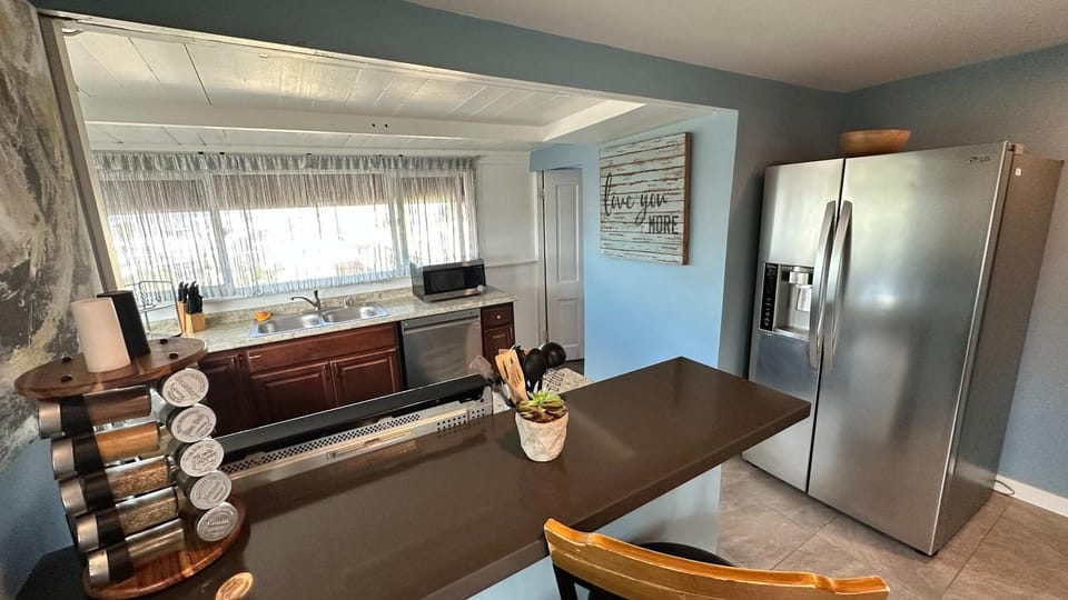 Big Studio with Ocean View max 6 sleepers Apartment in San Diego