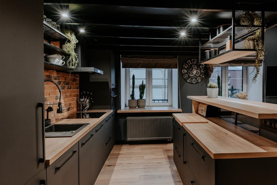 Kitchen or kitchenette