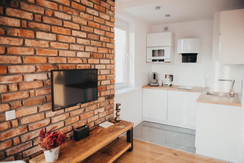 TV and multimedia, Kitchen or kitchenette