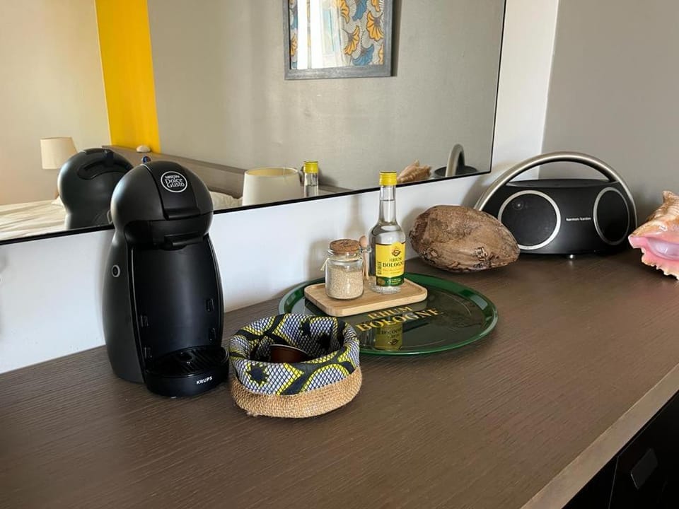 Coffee/tea facilities