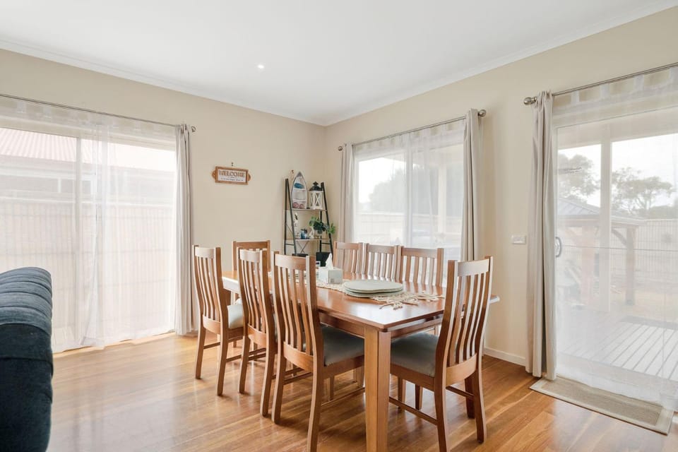 Cooinda at The Cape House in Cape Woolamai