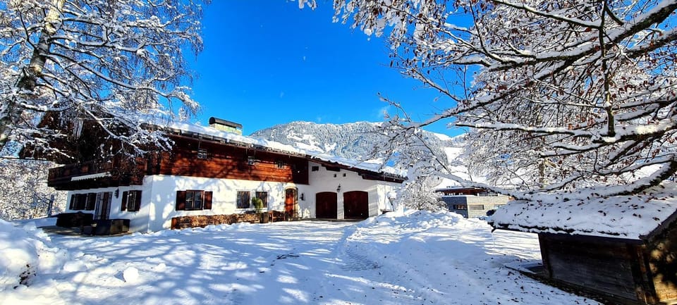 Property building, Winter