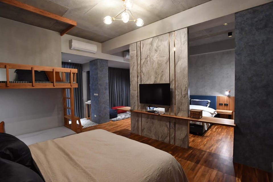 TV and multimedia, Photo of the whole room, bunk bed
