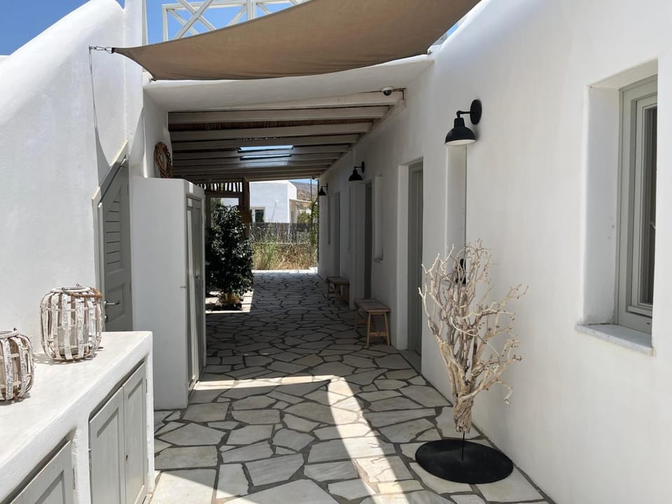 L Apothiki Villa in Decentralized Administration of the Aegean
