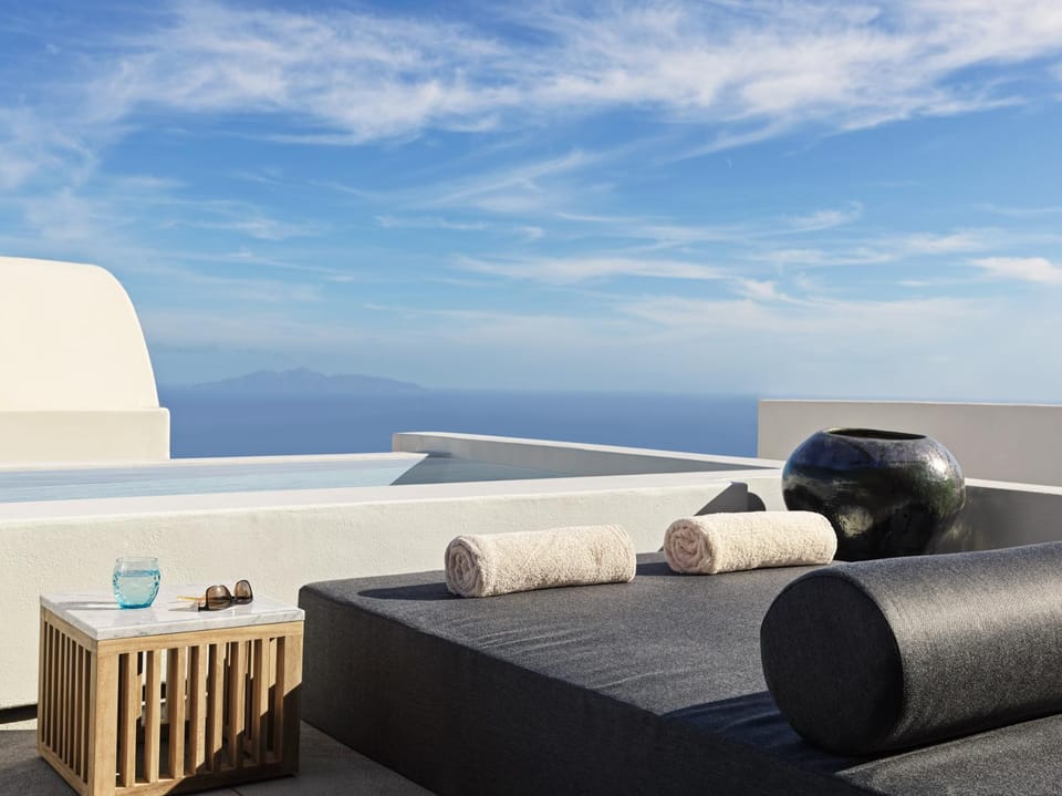 Day, View (from property/room), Balcony/Terrace, Sea view, Swimming pool, sunbed