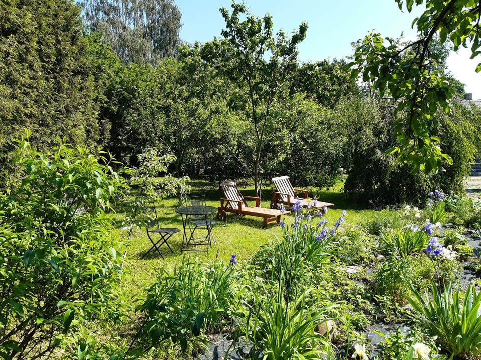 VIATRIX Land Relax Sleep Apartment in Riga