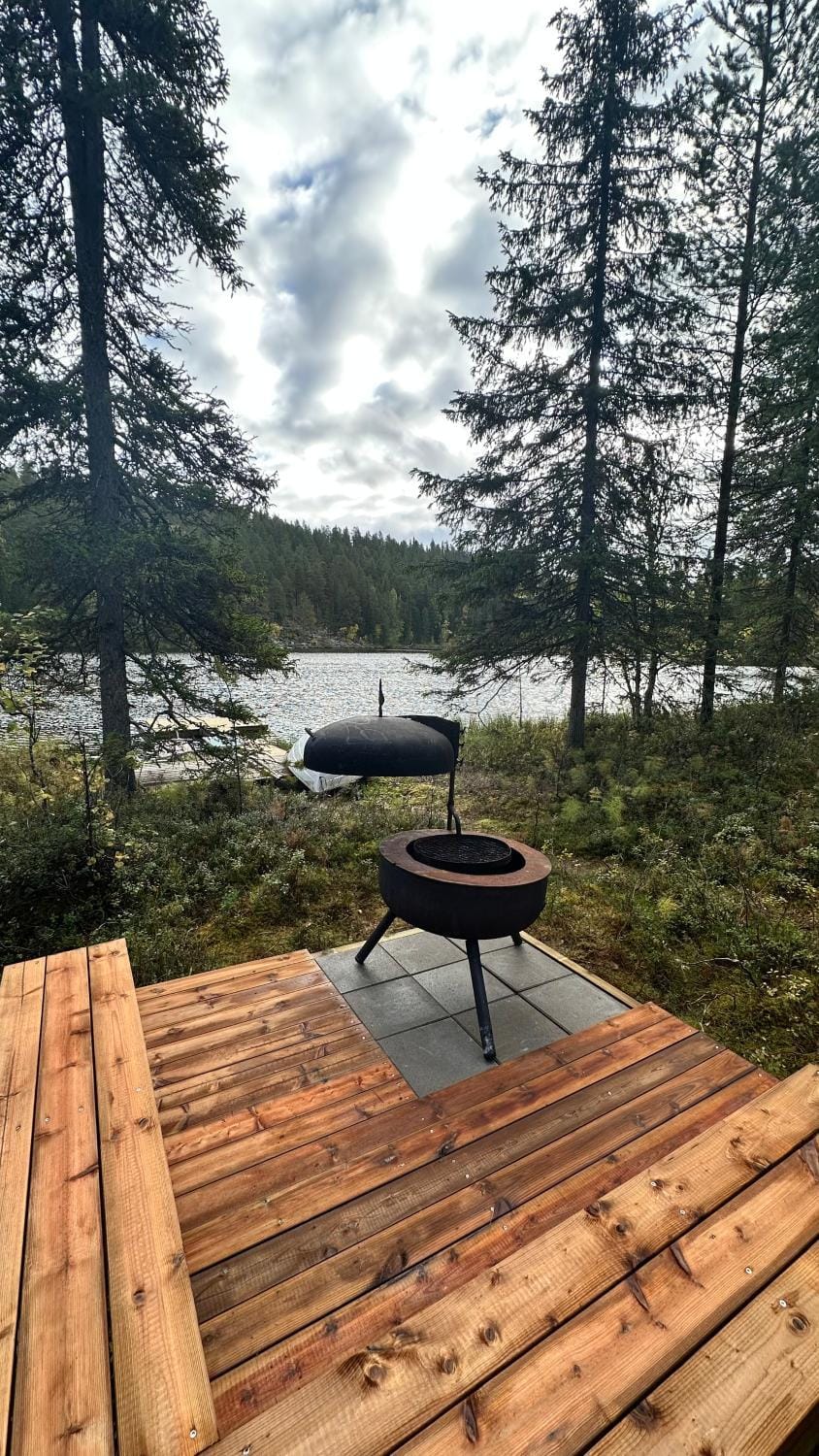 Natural landscape, BBQ facilities, Lake view