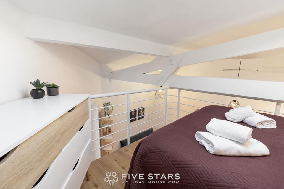 Studio Fleur FSHH Apartment in Nice