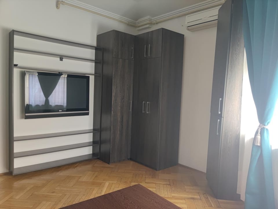 Christie's central apartment Apartment in Bucharest