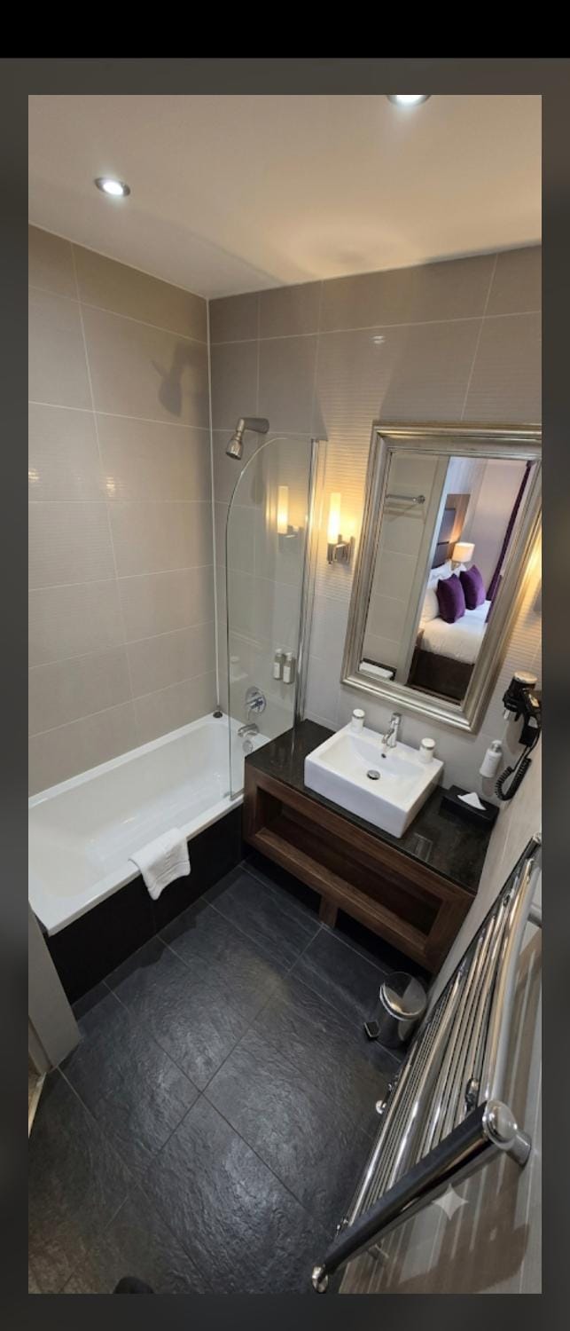 Le Cocon des 2 Alpes, Spa, Jacuzzi, Piscine Chauffee Hotel in Les Deux Alpes