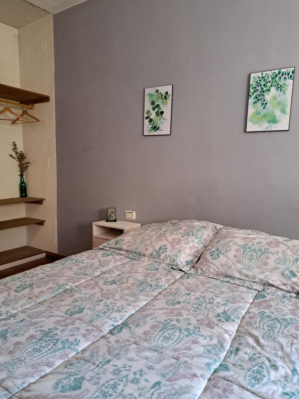 Bed, Decorative detail, Bedroom