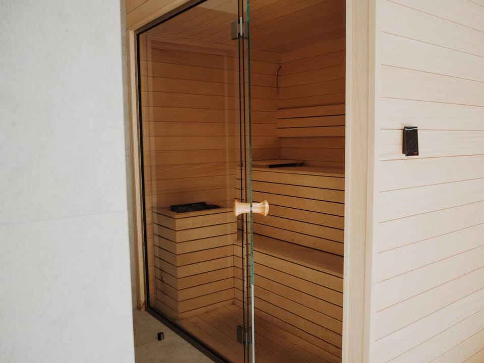 Sauna, Other, Other, Other, Seating area, towels, towels