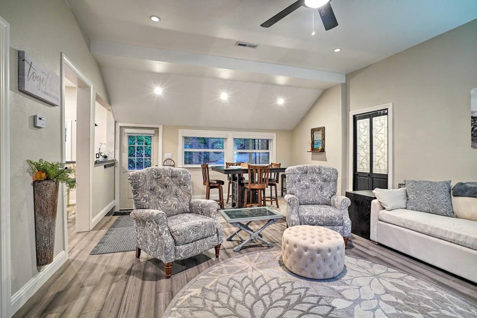 California Cottage Less Than 4 Mi to Redwood Hiking Trails House in Ben Lomond