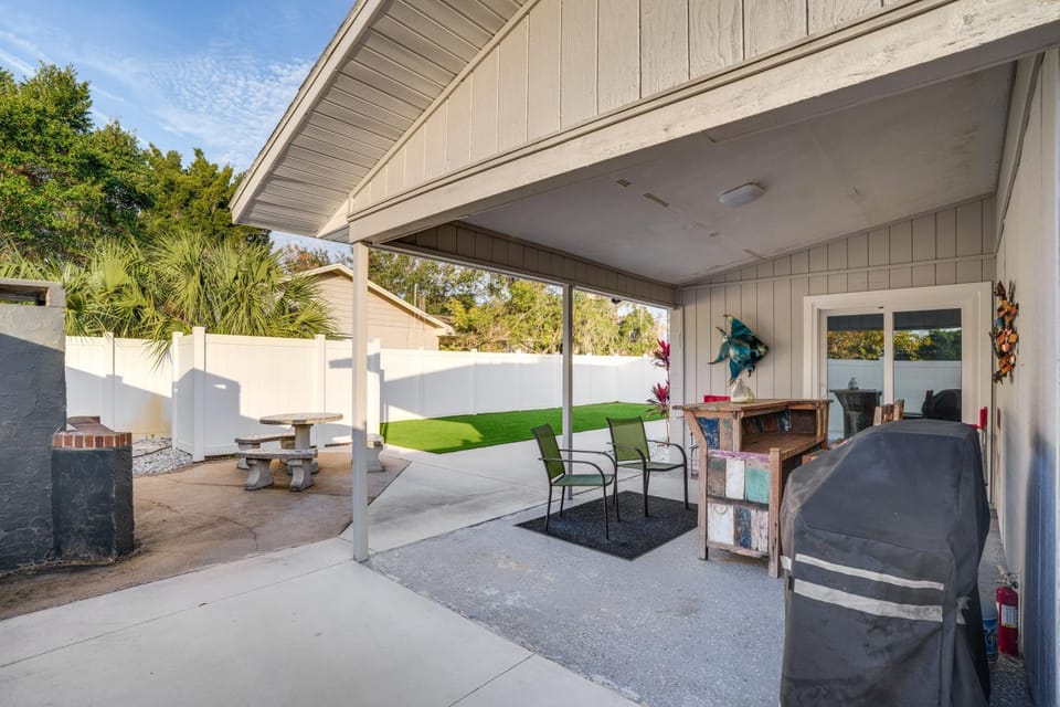 Updated Tavares Retreat < 1 Mile to Boat Ramp House in Tavares