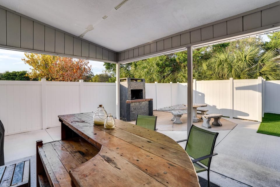 Updated Tavares Retreat < 1 Mile to Boat Ramp House in Tavares