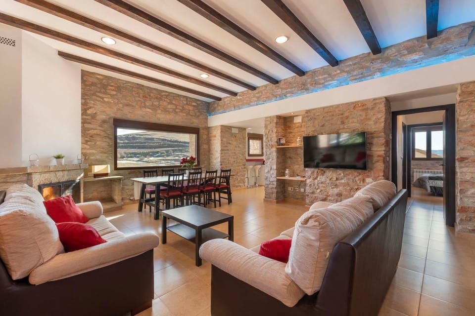 Puerta del Maestrazgo Country House in Aragon