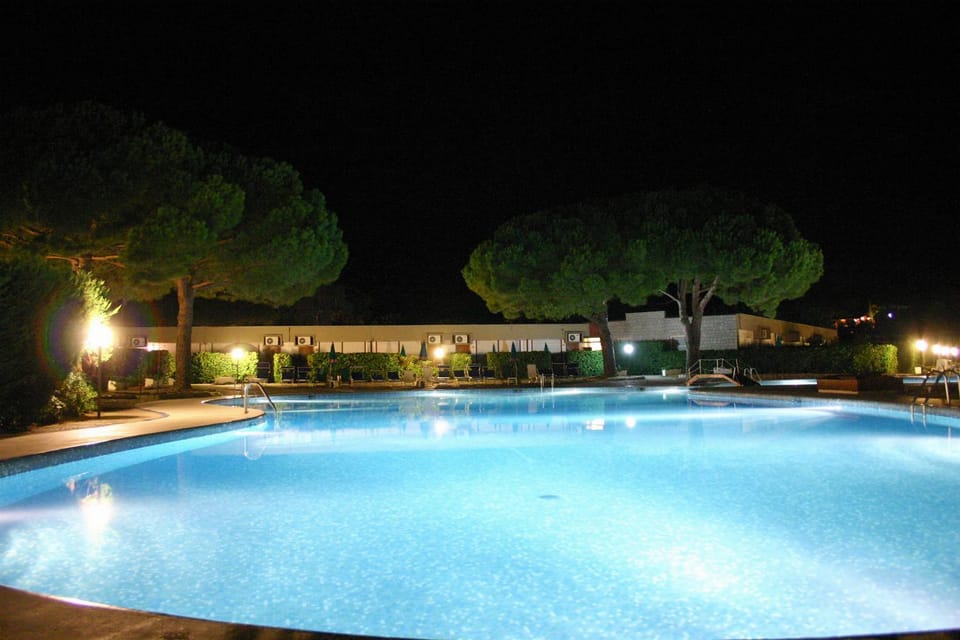 Property building, Night, On site, Garden view, Pool view, Swimming pool