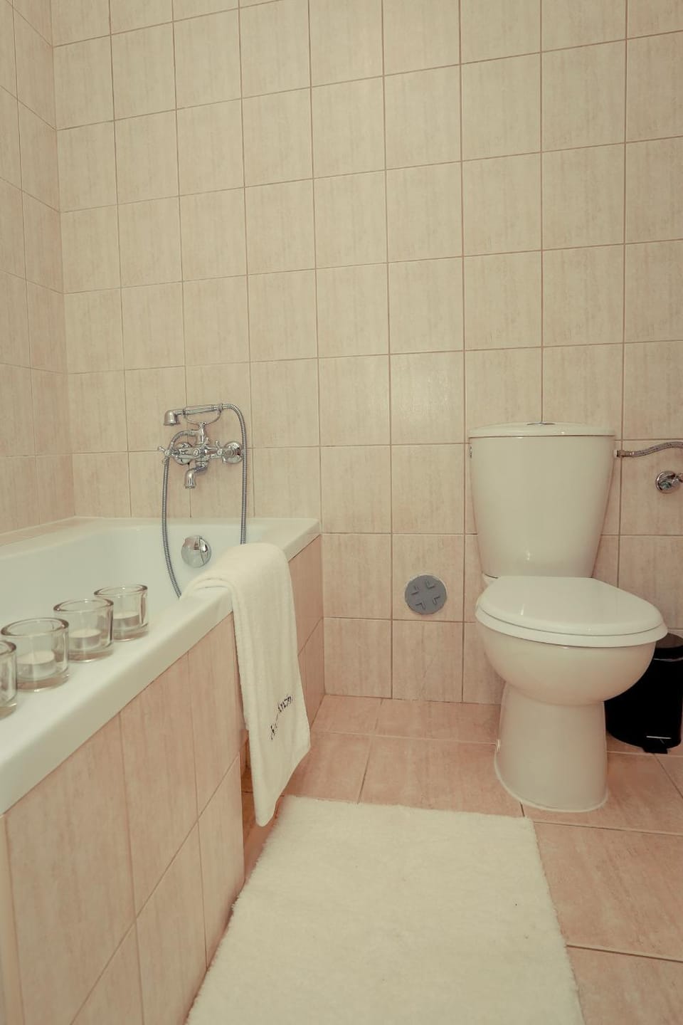 Toilet, Bathroom, Bath