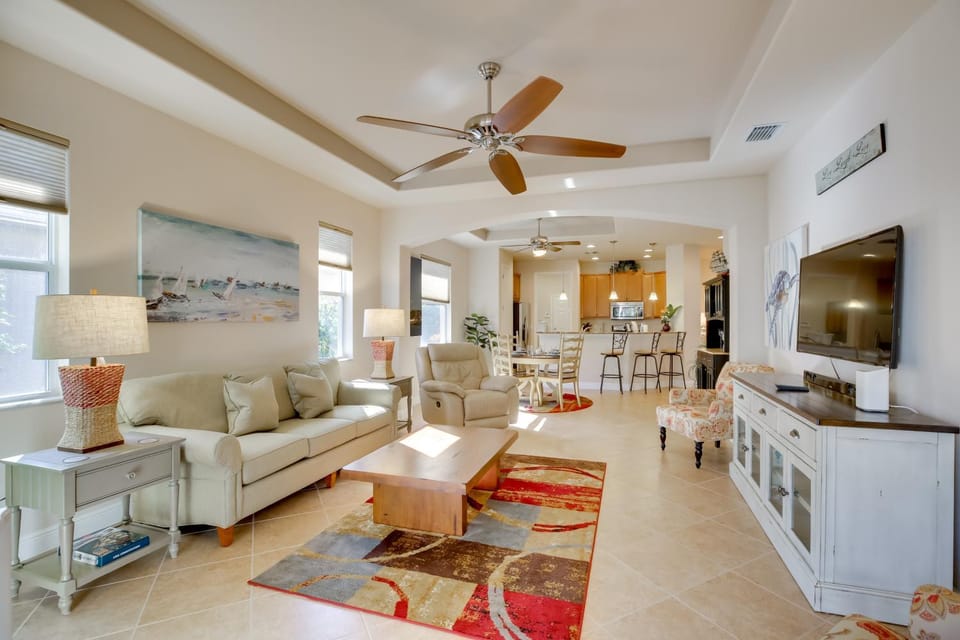 Calming Estero Home w/ Community Pool & More! House in Estero