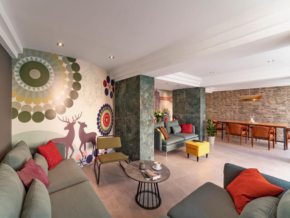 Lobby or reception, Seating area