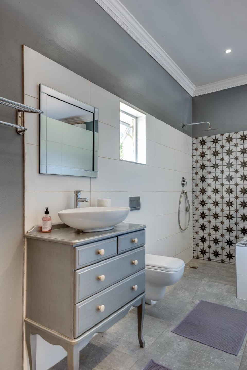 Mill Park Executive Suite Apartment in Port Elizabeth