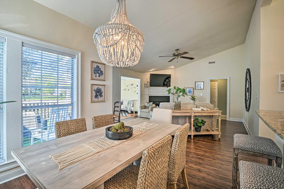 Resort Villa on Golf Course with Beach Access! House in South Carolina