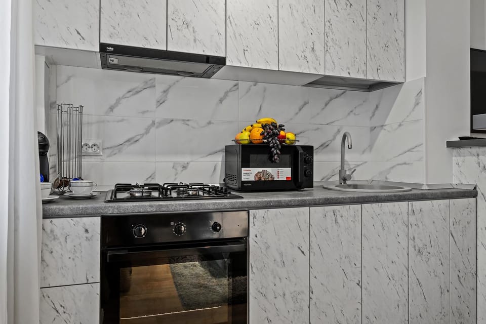 Kitchen or kitchenette, kitchen