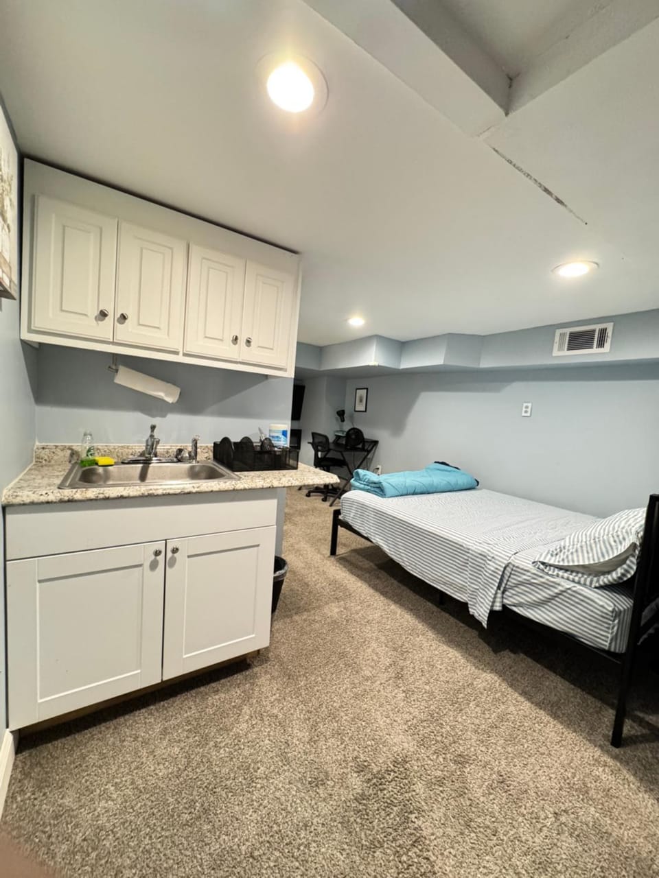 Downtown Suite - Close to Topgolf, Horseshoe Casino, UM Baltimore Bed and Breakfast in Baltimore