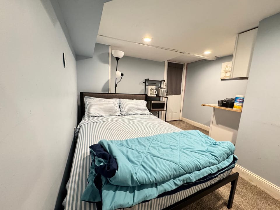 Downtown Suite - Close to Topgolf, Horseshoe Casino, UM Baltimore Bed and Breakfast in Baltimore
