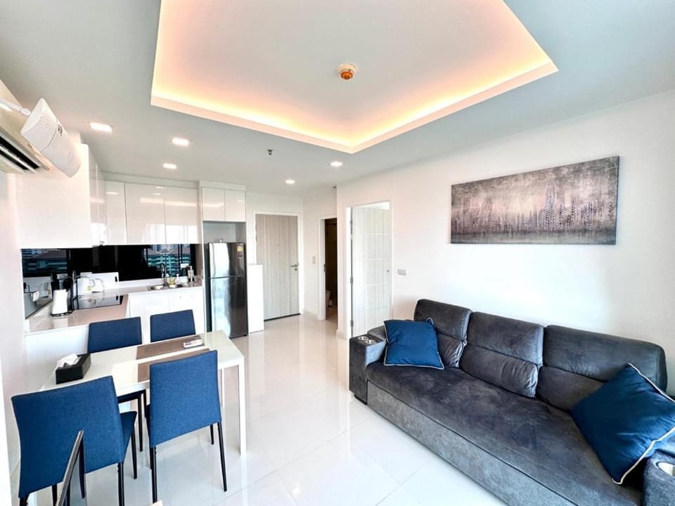 One Tower 14 by ThaiminatorPattaya Apartment in Pattaya City