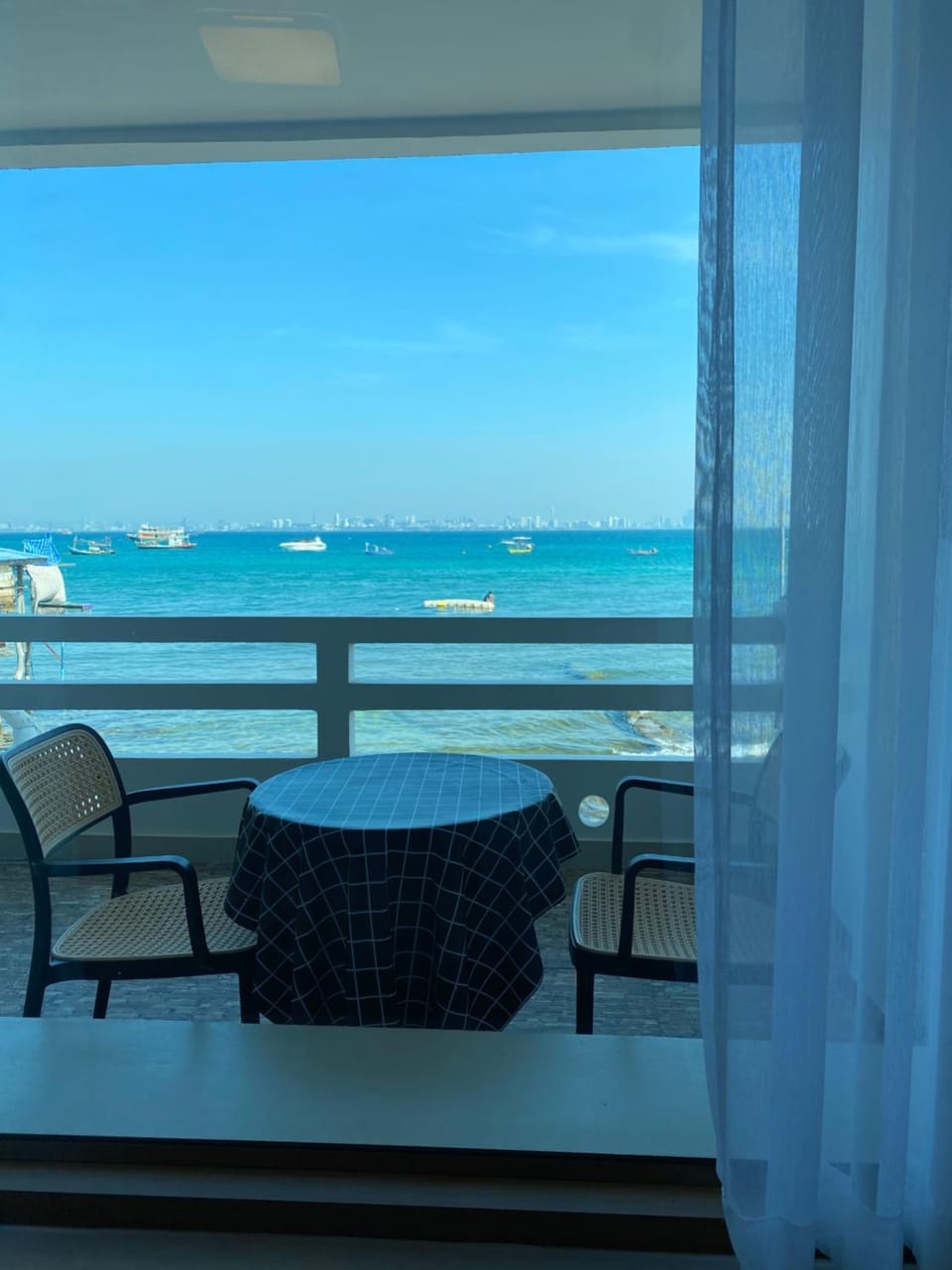 วินเนอร์วิว เกาะล้าน Hotel in Chon Buri Changwat