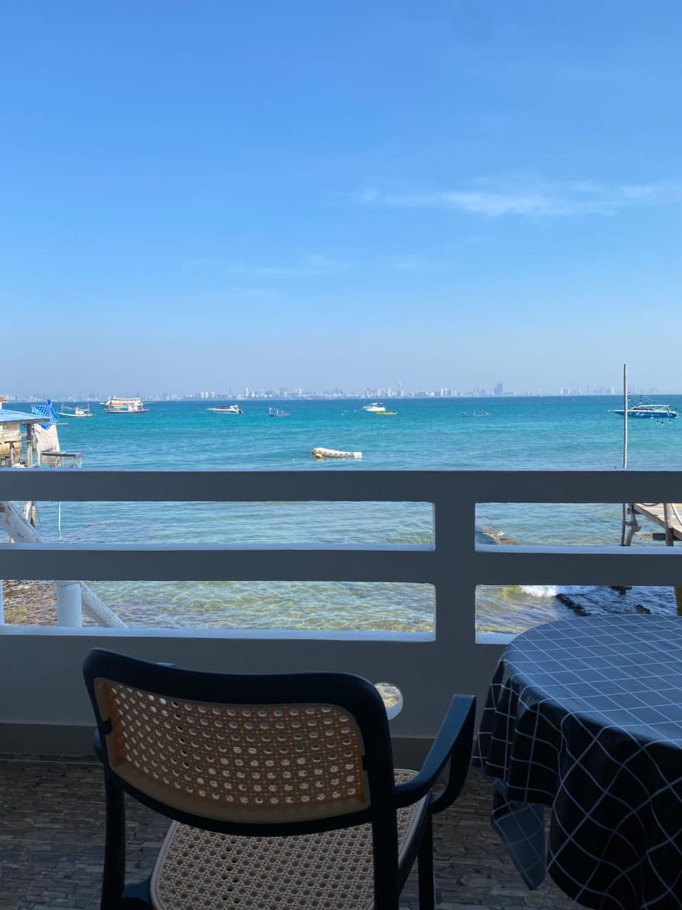 วินเนอร์วิว เกาะล้าน Hotel in Chon Buri Changwat