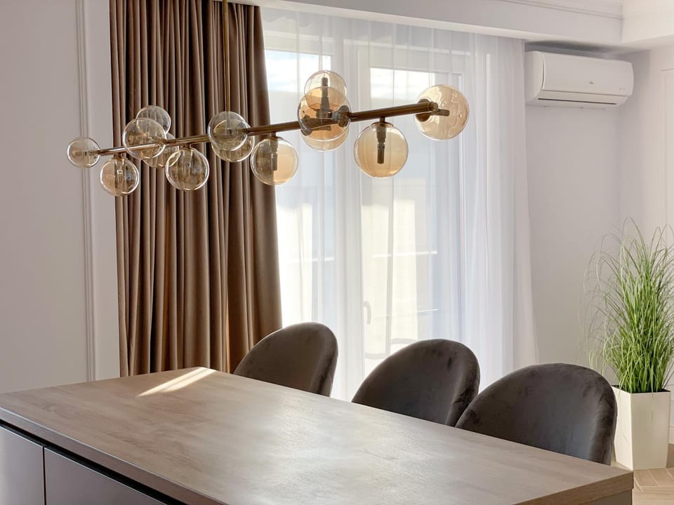 Selling Sunset Apartments Apartment in Timisoara