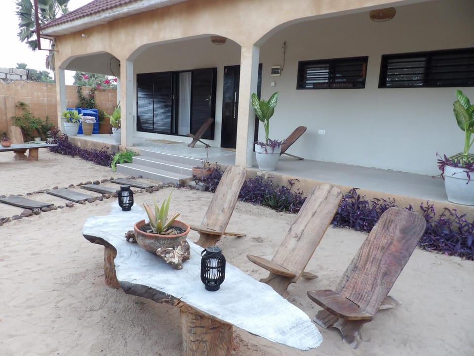 POMBO KUNDA House in Senegal