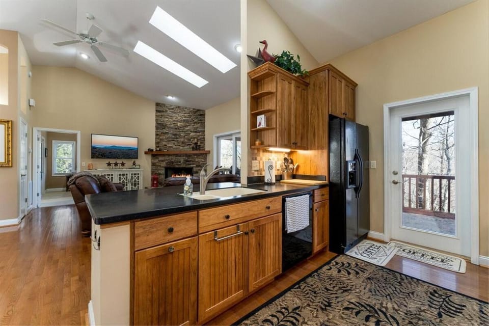Bearly Ruffin It · Bearly Ruffin It in Connestee Falls House in Tennessee