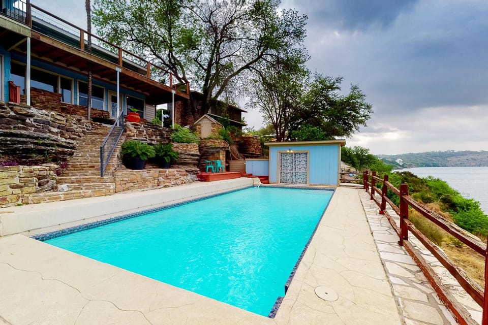 Casa del Lago House in Marble Falls