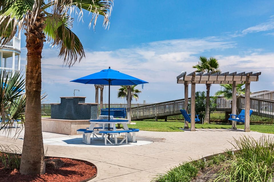 SeaScape Condos II Apartment in Galveston Island