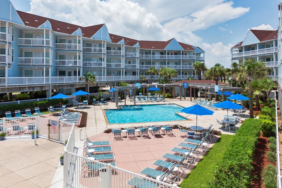 SeaScape Condos II Apartment in Galveston Island