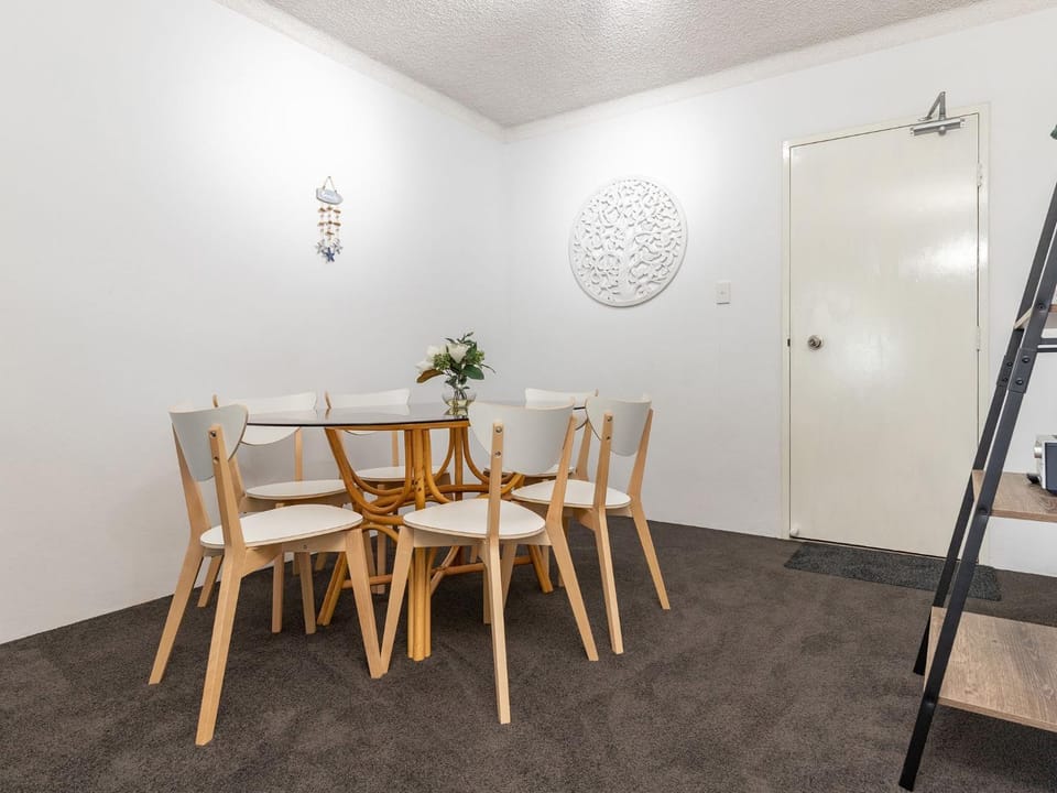 Camelot 01 Apartment in Forster
